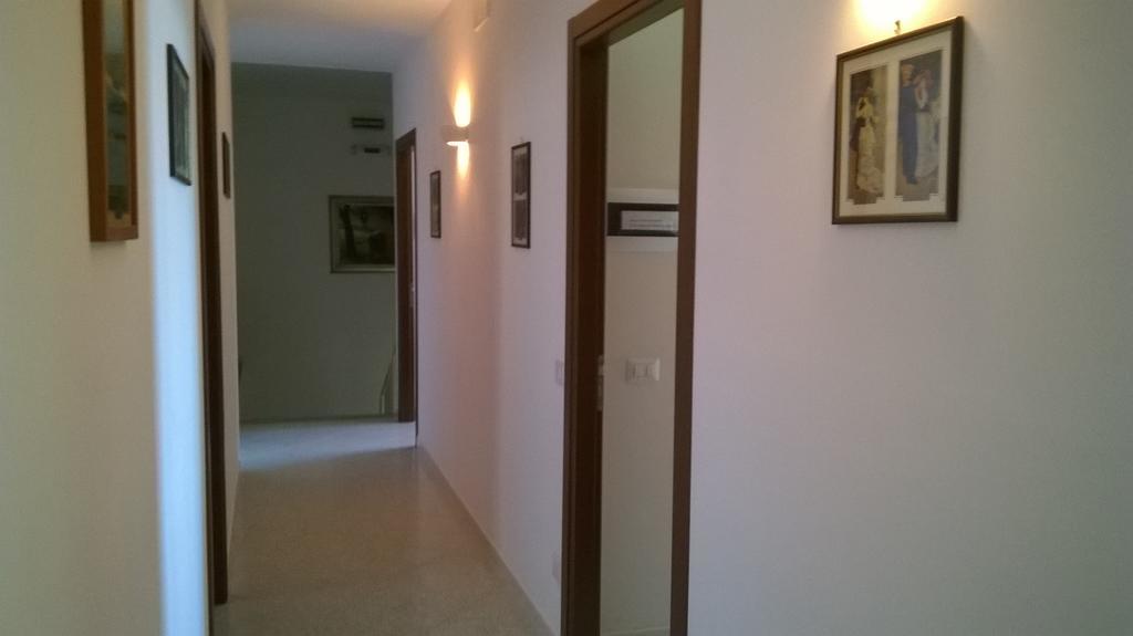 B&B La Maison 삼미첼디바리 객실 사진