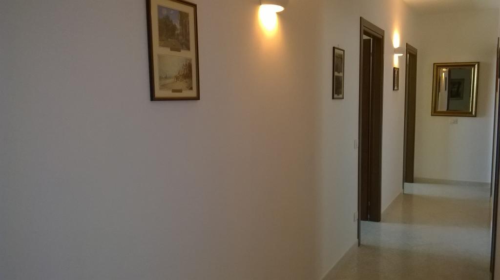 B&B La Maison 삼미첼디바리 외부 사진